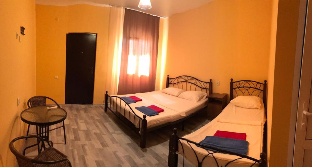 Тихий Дворик Alakhadze Exterior foto